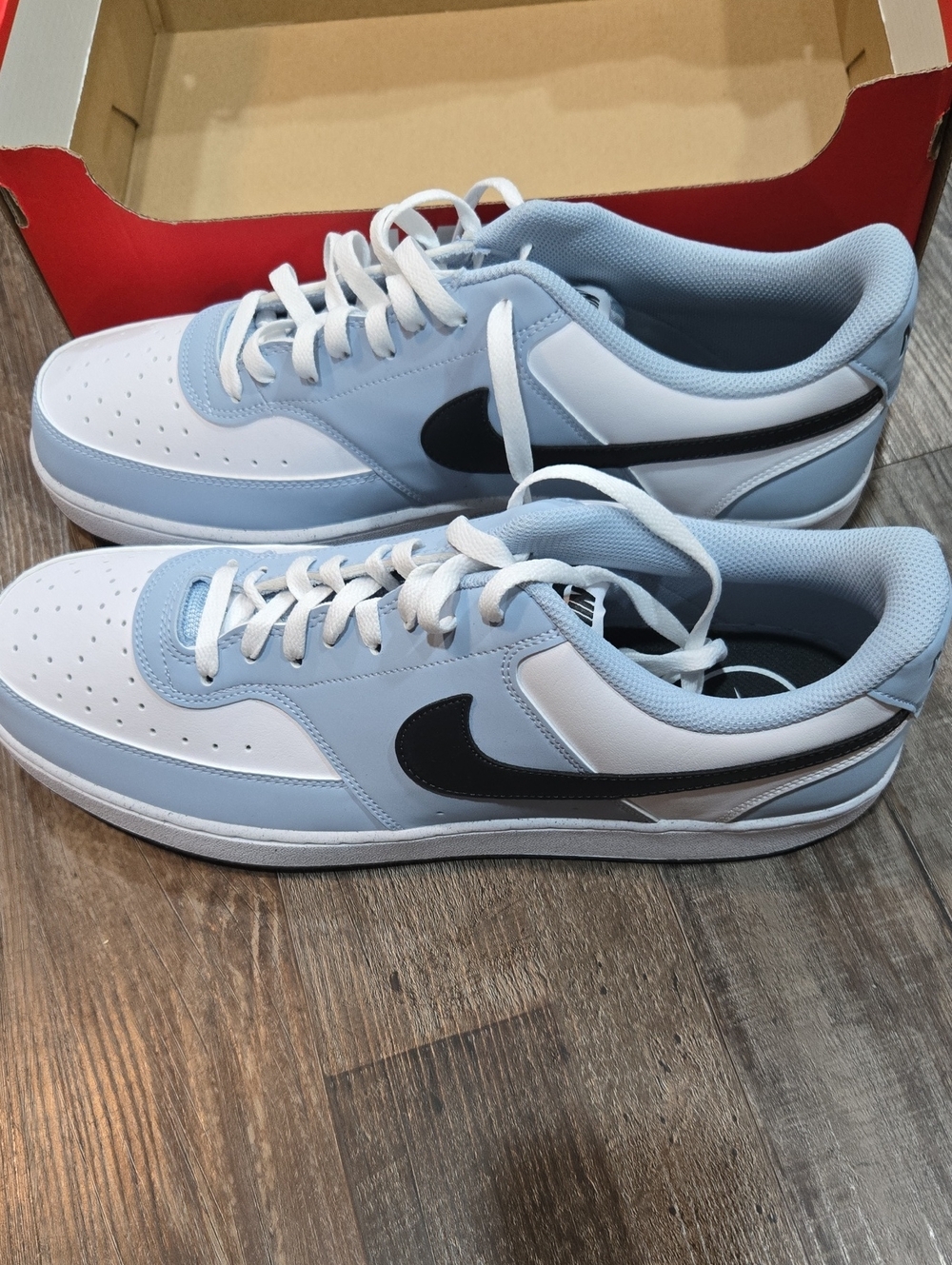 Men's Nike White and Light Blue Low-Top Athletic Sneakers
